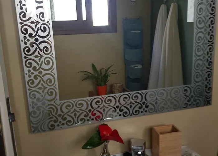 Elescondite * Sauzal