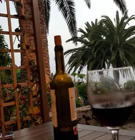 Elescondite Саусаль