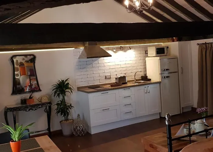 Деревянный коттедж Elescondite *